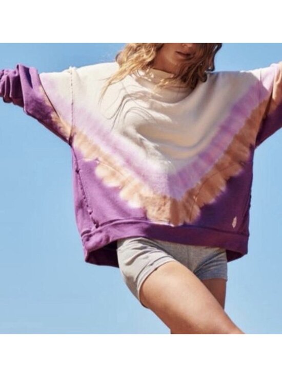 BOHO CHIC Tops - FP Movement Free People Ombre Metti Crew Sweatshirt Chamoix Purple Tie Dye Cozy